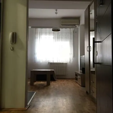 Small And Cosy Place To Discover With