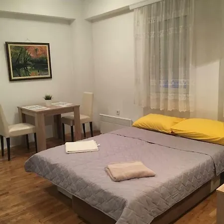 Small And Cosy Place To Discover With Apartman